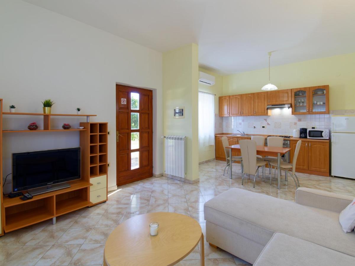 Plovanija Apartments Belvedere By Rent Istria מראה חיצוני תמונה