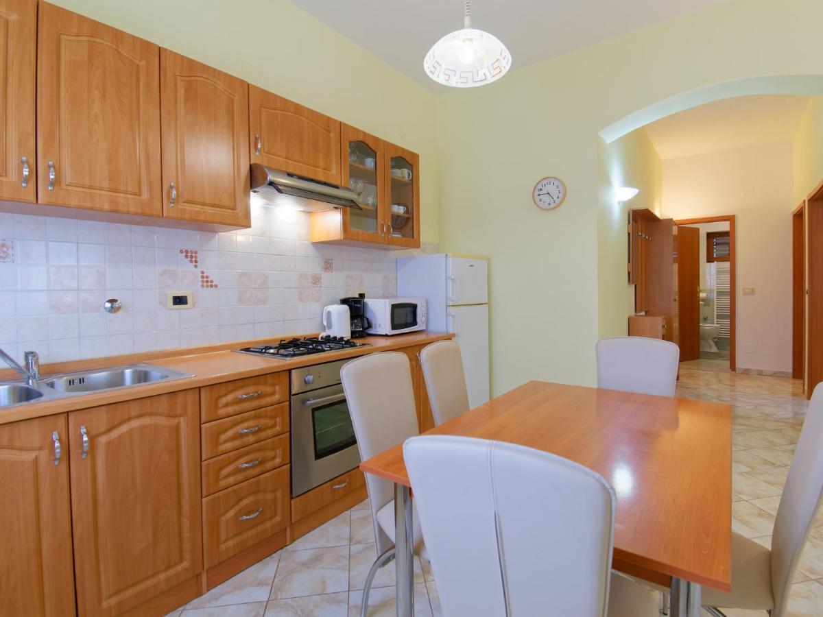 Plovanija Apartments Belvedere By Rent Istria מראה חיצוני תמונה